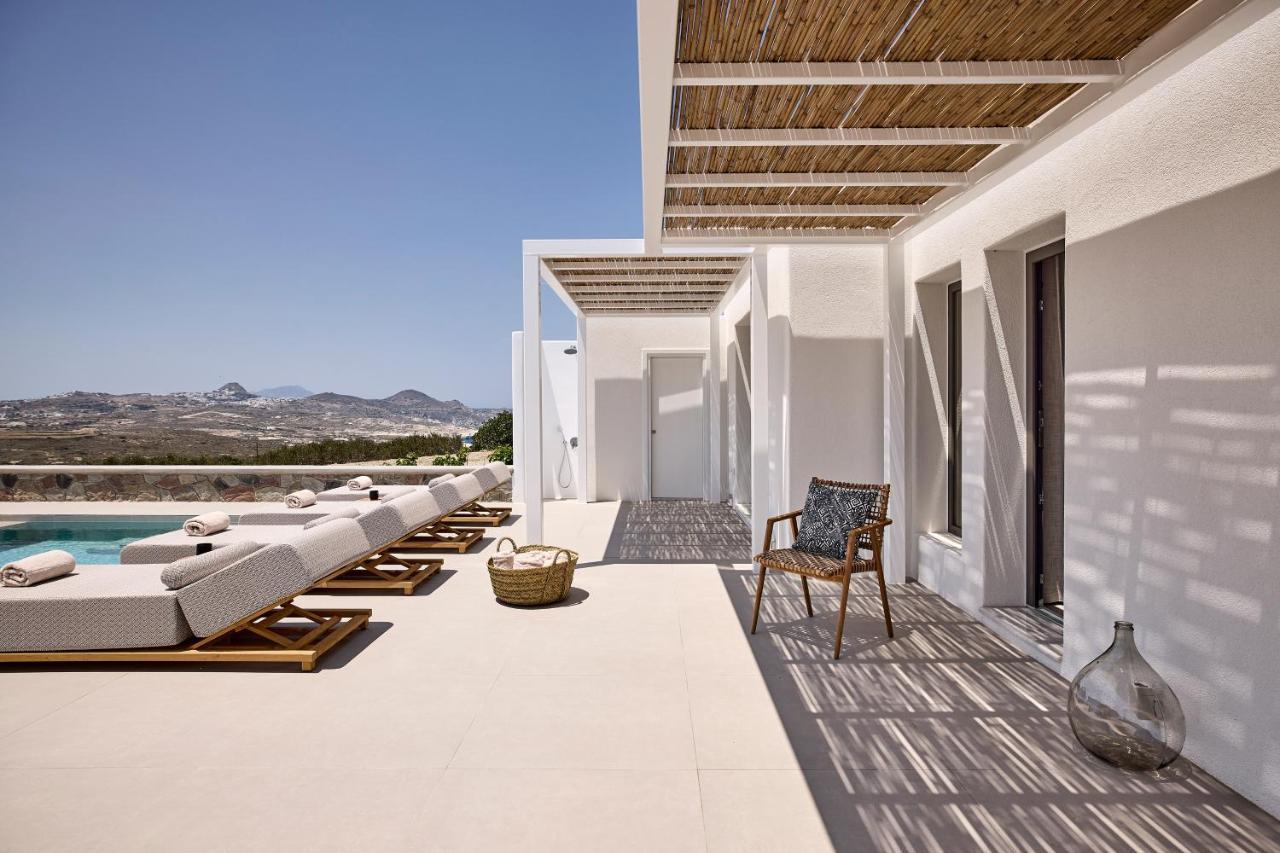 Dot Milos Adamantas  Exterior photo